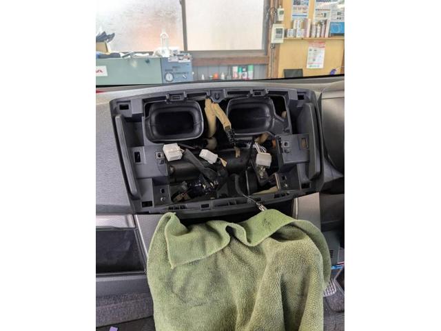 スバル　ステラ　カーナビ取り外し→CDデッキ取り付け　持込取り付け大歓迎　・車検【車検後に令和7年度産の新米みずかがみ5Kｇプレゼントしております】・板金、ボディコーティング受付中　滋賀県　近江八幡市　野洲市　草津市　東近江市　大津市