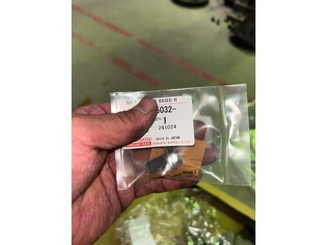 ダイハツ　ハイゼット　クラッチ盤交換　フライホイール交換