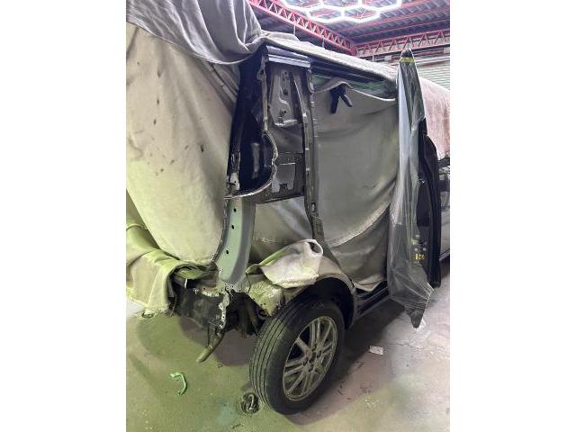 日産　モコ　右クォーターパネル交換