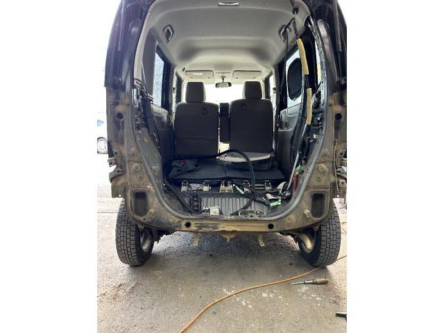 ホンダ　Ｎ－ＢＯＸ　リアゲート交換　リアガラス交換　バックパネル交換　リアバンパー交換