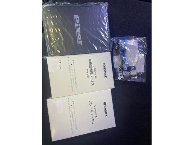 トヨタ　ハイエースバン　その他電装系取付　クルコン取り付け