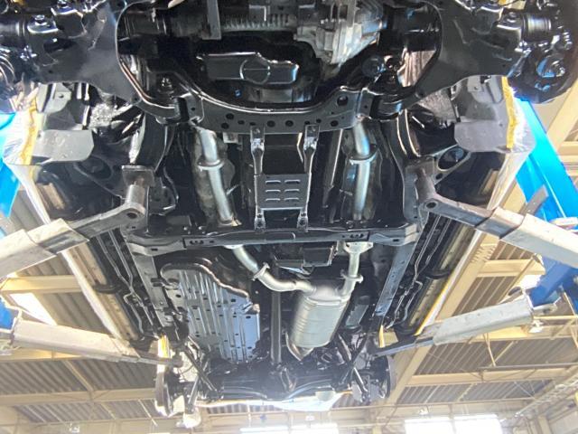 トヨタ　ランドクルーザー　塗装　下回り塗装　アンダーコート　シャーシブラック　