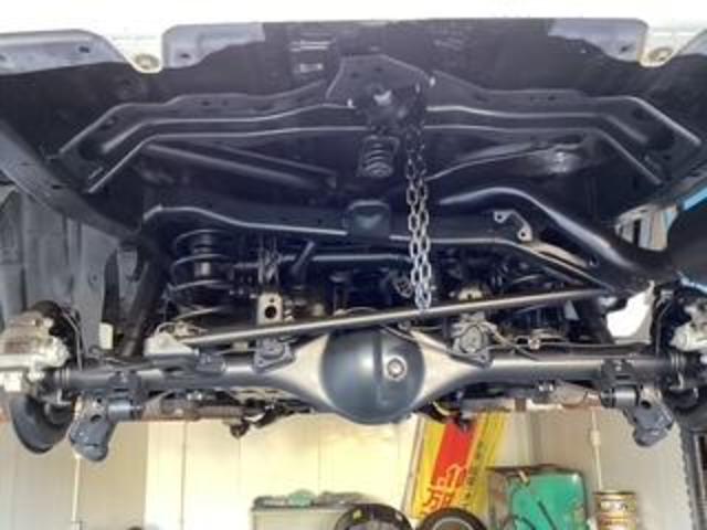 トヨタ　ランドクルーザー　下廻り錆止め・マフラー錆止め塗装