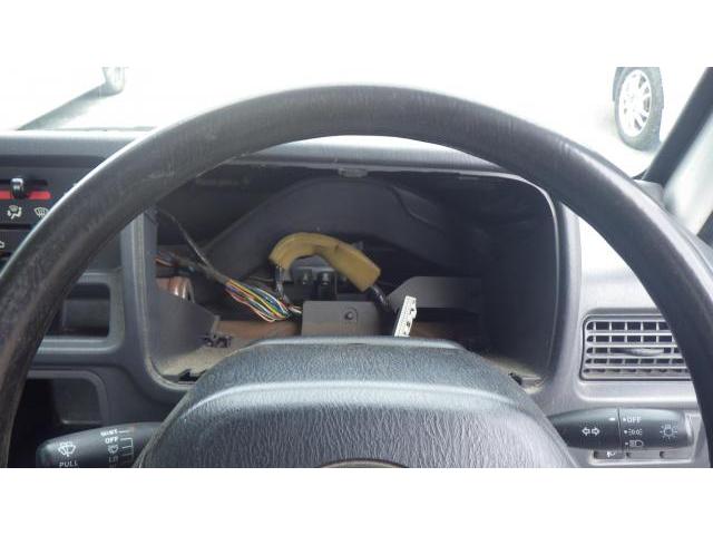 スバル　サンバートラック　電装系修理 バッテリー上がり　メーターバックライトが異常点灯
