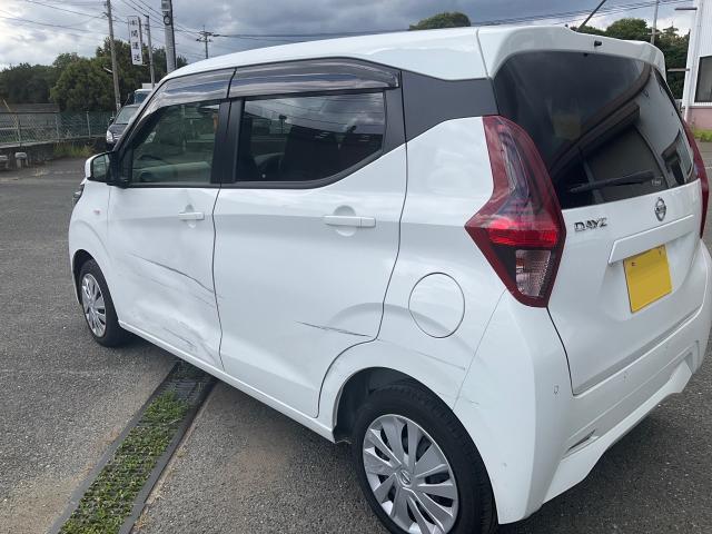 デイズ　左側面事故修理　鈑金塗装　板金塗装　事故車修理　キズへこみ修理　糟屋郡　粕屋郡　須恵町　須惠町　志免町　宇美町　粕屋町　篠栗町 福岡　安い　上手い 貴方へおすすめ クチコミ 評判 よいお店