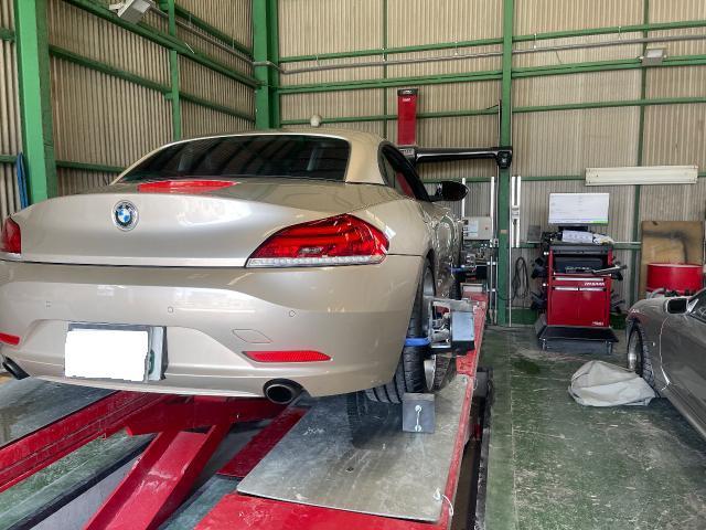 BMW Z4 四輪アライメント測定・調整