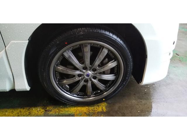 トヨタ エスティマ ミニバン 18インチ新品タイヤ持ち込み交換 都筑区 港北区 緑区 鴨居