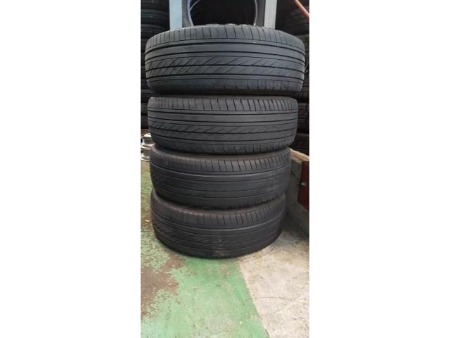 トヨタ ハイエース 貨物車 17インチグットイヤーLTNASCAR中古タイヤ持ち込み交換