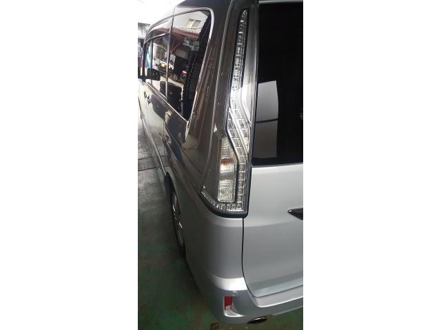 日産 セレナ ミニバン エンジンオイル交換