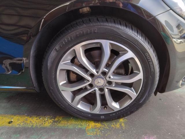 メルセデスベンツ　Ｃクラスステーションワゴン　17インチ新品タイヤ持ち込み交換
