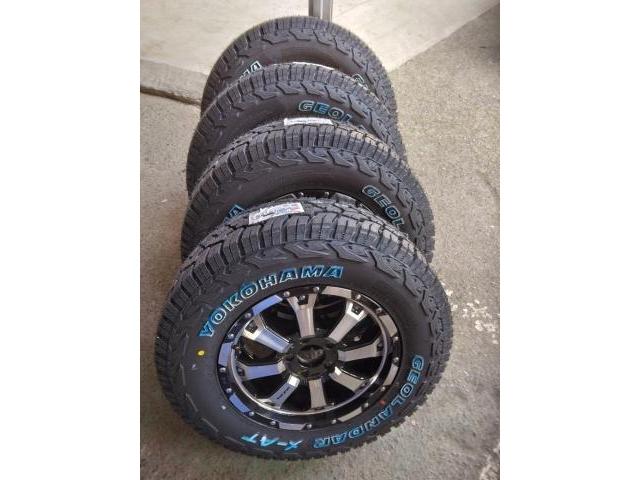 三菱　デリカＤ５　16インチ新品タイヤ持ち込み交換