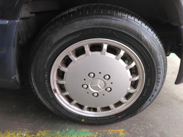 メルセデスベンツ　Ｅクラス　15インチ新品タイヤ持ち込み交換