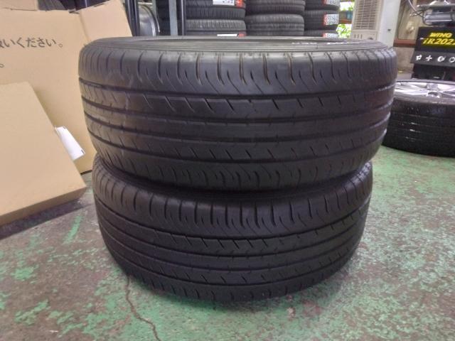 トヨタ　カムリハイブリッド　17インチ中古タイヤ持ち込み交換