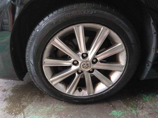 トヨタ　カムリハイブリッド　17インチ中古タイヤ持ち込み交換