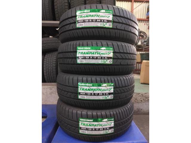 日産 キックス SUV 17インチ新品タイヤ持ち込み交換