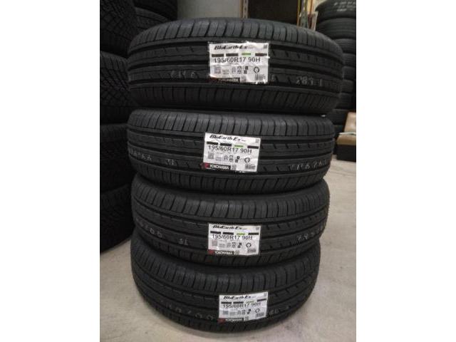 トヨタ　ライズ　SUV　17インチ新品タイヤ持ち込み交換