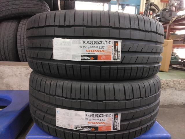 ＢＭＷ　Ｘ３　SUV 20インチRFTタイヤ～新品タイヤ持ち込み交換