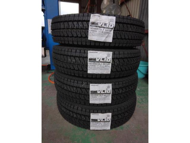 ホンダ　Ｎ－ＶＡＮ　軽貨物　12インチ新品LTスタッドレスタイヤ持ち込み交換