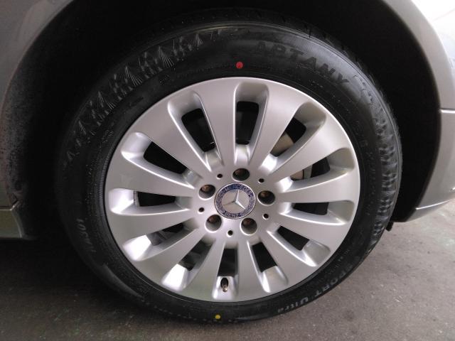 メルセデス・ベンツ　Ｃクラスステーションワゴン　16インチ新品タイヤ持ち込み交換