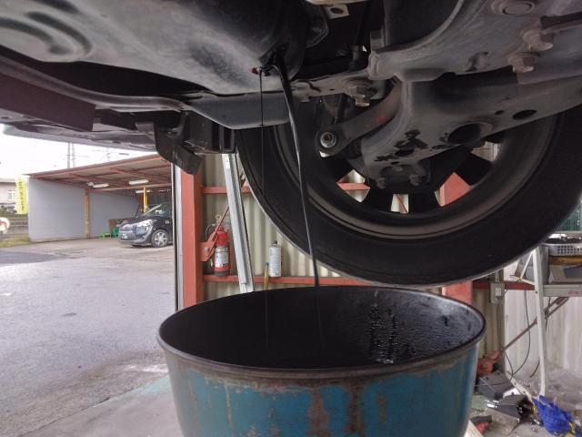 トヨタ　ヴェルファイア　18インチ中古タイヤ持ち込み交換＋エンジンオイル交換