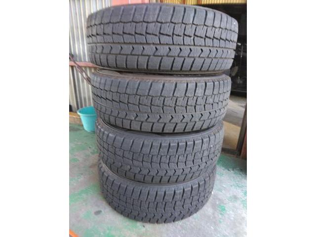 日産　セレナ　ミニバン　15インチ中古スタッドレスタイヤ持ち込み交換