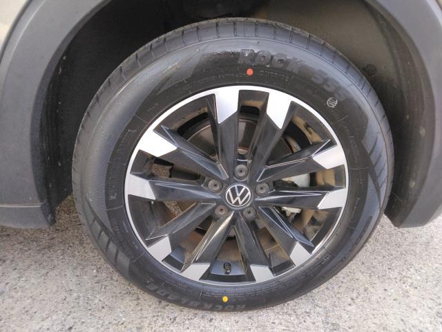 フォルクスワーゲン　Ｔ－クロス　16インチ新品タイヤ持ち込み交換