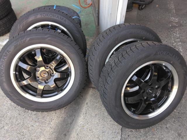 ホンダ　ステップワゴンスパーダ　16インチ新品スタッドレスタイヤ持ち込み交換
