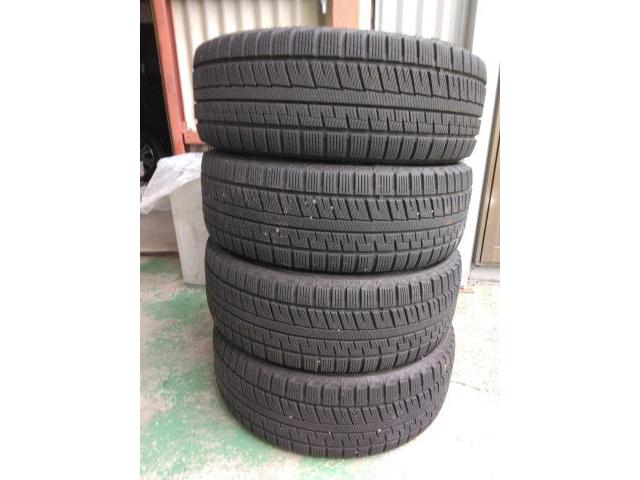 ホンダ　ステップワゴンスパーダ　ミニバン　17インチ中古スタッドレスタイヤ持ち込み交換