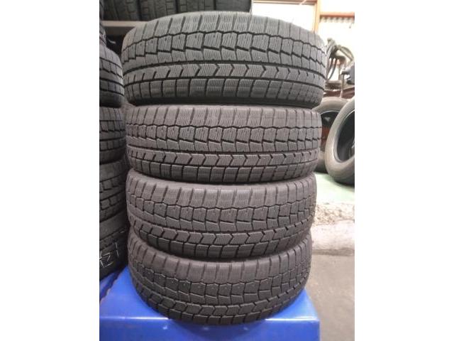 トヨタ　アイシス　ミニバン　15インチ中古スタッドレスタイヤ持ち込み交換