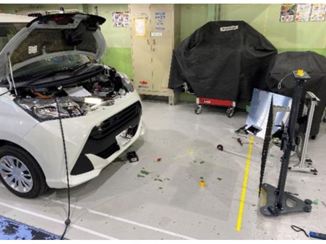 エーミング作業風景です