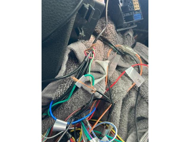 フォルクスワーゲン　ナビ取付　兵庫県　神戸市　長田区　中央区　兵庫区　東灘区　灘区　須磨区　垂水区　西区　北区　川西市　宝塚市　伊丹市　芦屋市　尼崎市　西宮市　明石市　三木市　加古川市　大阪府　大阪市　池田市　箕面市　豊中市　吹田市　茨木市