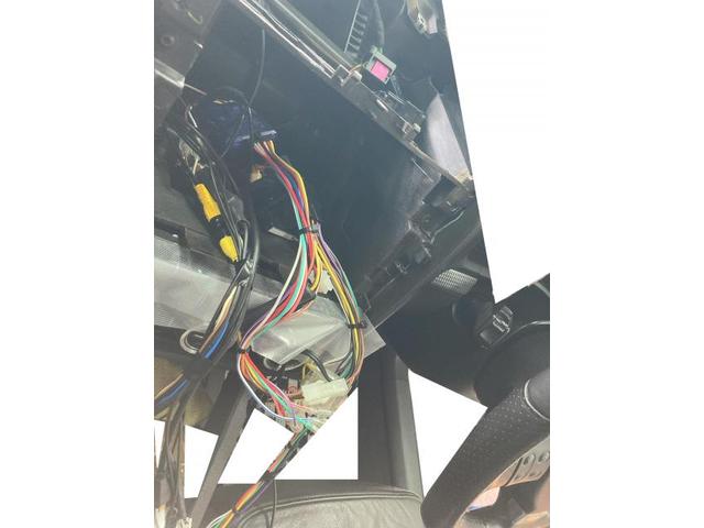 フォルクスワーゲン　ナビ取付　兵庫県　神戸市　長田区　中央区　兵庫区　東灘区　灘区　須磨区　垂水区　西区　北区　川西市　宝塚市　伊丹市　芦屋市　尼崎市　西宮市　明石市　三木市　加古川市　大阪府　大阪市　池田市　箕面市　豊中市　吹田市　茨木市