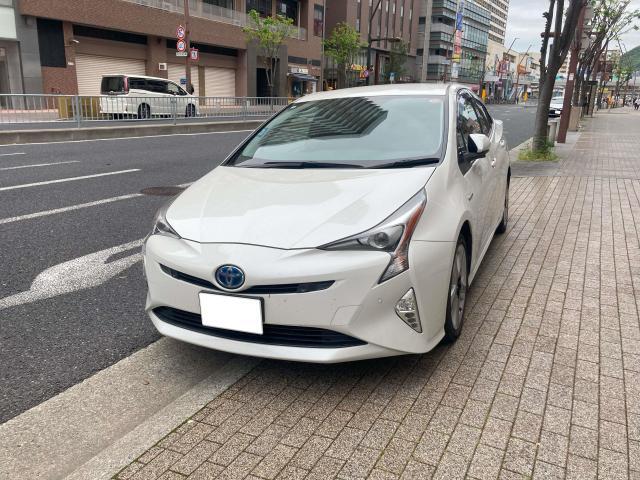 プリウスにカーセキュリティの取り付けをさせていただきました。兵庫県　神戸市　長田区　中央区　兵庫区　東灘区　灘区　須磨区　垂水区　西区　北区　川西市　宝塚市　伊丹市　芦屋市　尼崎市　西宮市　明石市　三木市　加古川市　大阪府　能勢町　豊能郡　