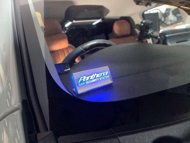 トヨタ　ハイエース　カーセキュリティ取付　パンテーラを取り付けさせていただきました。