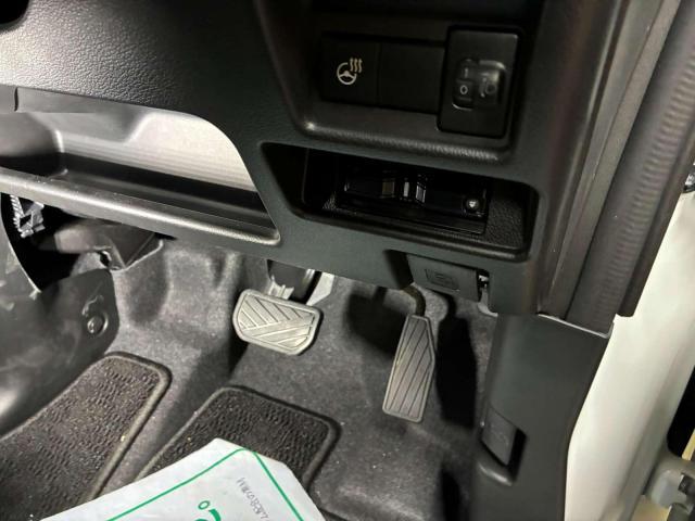 スズキ スペーシア その他電装系取付 TVキャンセラー、ND-ETC9を取付させていただきました。