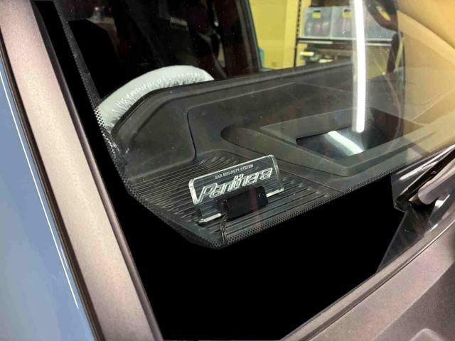トヨタ ランドクルーザー カーセキュリティ取付 250にパンテーラの取り付けをさせていただきました。