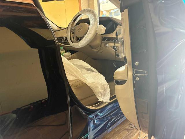 メルセデスマイバッハ Sクラス TVキャンセラー取付させていただきました。