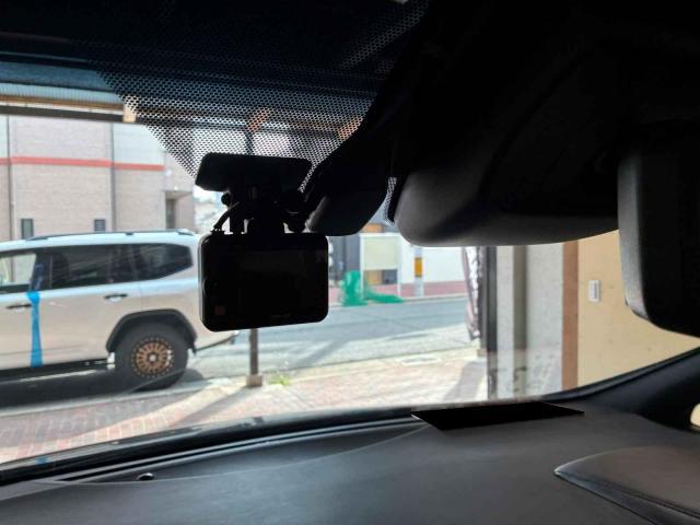 トヨタ　アルファード　その他電装系取付　取り外し作業ご依頼いただきました。