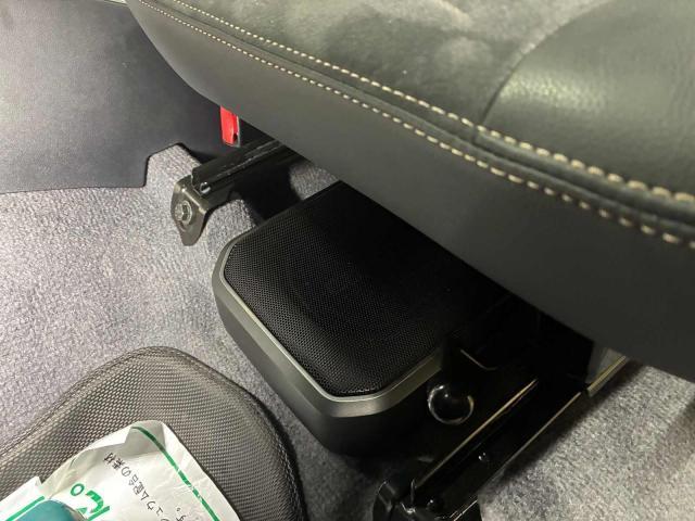 トヨタ　ランドクルーザー７０　その他電装系取付　ナビスピーカーカメラETC等　拡張、取付を行わせていただきました。