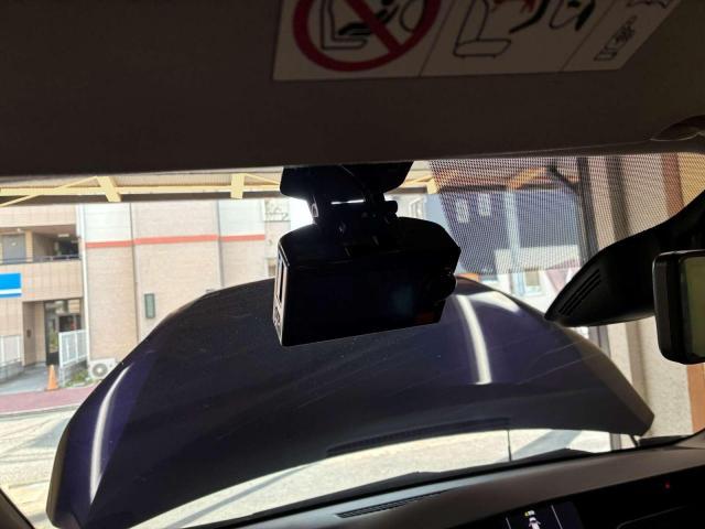 日産　セレナ　その他電装系取付　保険用ドラレコの設置/脱着　ご依頼いただきました。