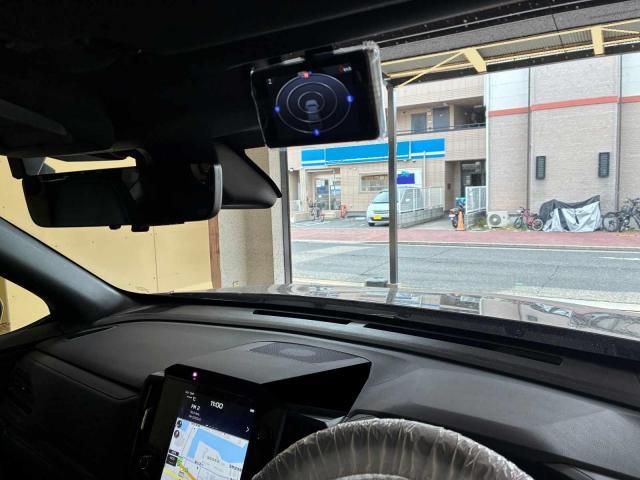 スバル　フォレスター　その他電装系取付　ご依頼いただきました。