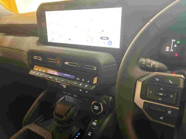 トヨタ　ランドクルーザー　セキュリティ取付させていただきました。　