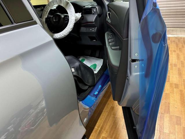 ホンダ　ヴェゼル　デジタルインナーミラー取付 TVキャンセラー取り付けご依頼いただきました。