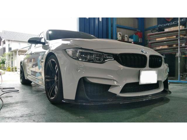 豊田市　BMW M3 バンパー　キズ　へこみ　修理　フロントガラス　飛び石　ガラス交換　保険　事故修理　愛知県　豊田市　みよし市　日進市　長久手市　名古屋市　東郷町　岡崎市　刈谷市　知立市　バンパー修理　三河　