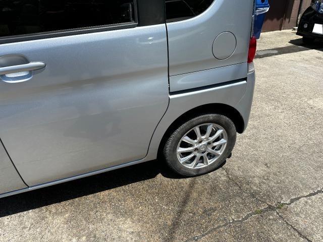 ダイハツ　タント　L375S　鈑金塗装