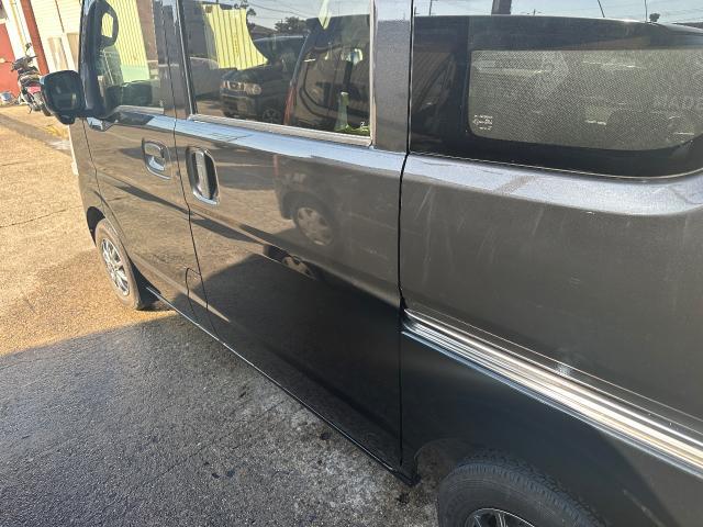 日産　クリッパー　左側面、リアゲート凹み　鈑金塗装修理