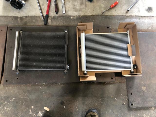 ルークス　ML21S　エアコン修理　コンプレッサ・コンデンサー交換　真空引き　和泉市　岸和田市　堺市　大阪
　