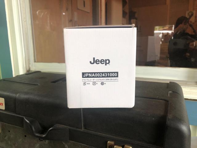 Jeep ラングラー　純正ドライブレコーダー　駐車監視ユニット付き　持ち込み取付　和泉市　岸和田市　堺市　大阪　和歌山