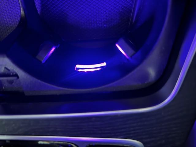 メルセデスＡＭＧ　Ｃクラス　電装パーツ取付 アンビエントライト６４色化　大阪　堺　岸和田
