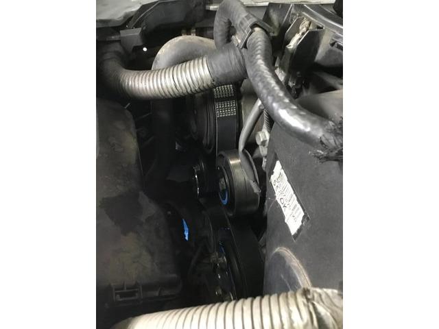 H25年　トヨタ　ハイエース　レジアスエース　QDF-KDH201V　エンジン関連修理・整備　ウォーターポンプ交換　サーモスタット交換　タイミングベルト交換　ファンベルト交換　水漏れ修理　岐阜県　岐南町